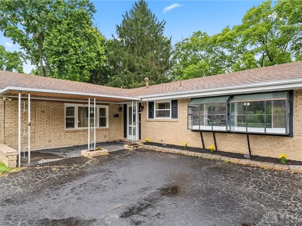 6006 Hyacinth Ct, Dayton, OH 45449
