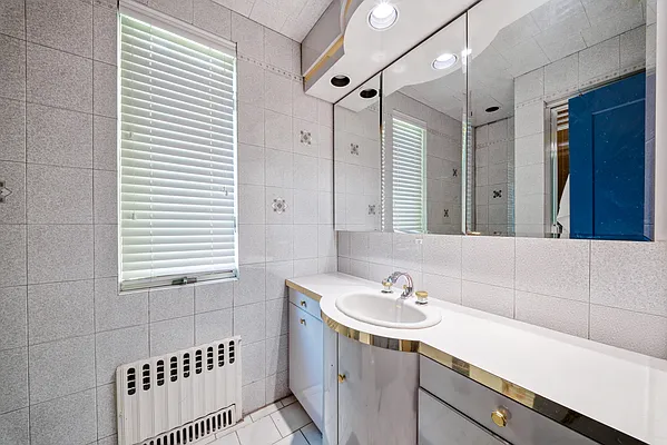 Bathroom, photo 6