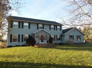 8590 Byron Hills Dr, Byron, IL 61010