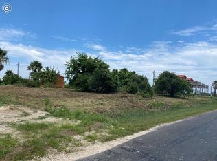 1208 Yacht Basin, Gilchrist, TX 77617
