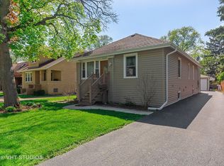 268 S Oakland Grv, Elmhurst, IL