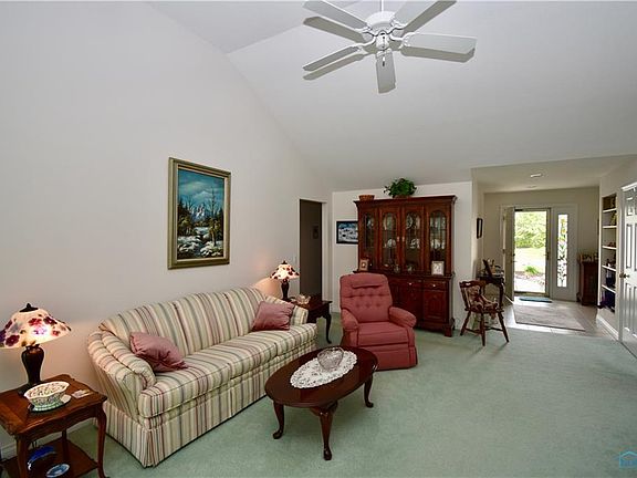 4th image of 26388 W Wexford Dr