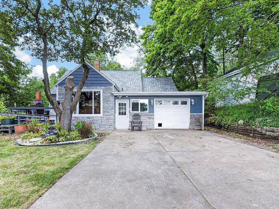 1st image of 1202 Pinehurst Blvd