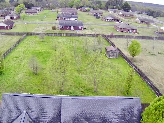 5th image of 104 Marie Dr