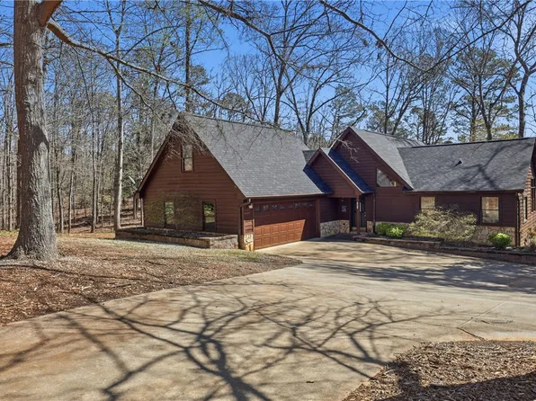 203 Shore Dr, Anderson, SC 29625