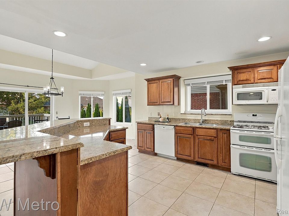 20735 Cheddleton Dr, photo 15