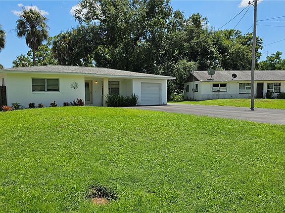 3rd image of 1821 Marilyn Dr