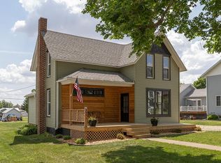 225 5th Ave E, Cresco, IA 52136
