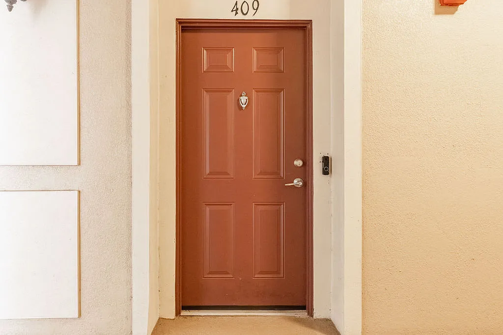 3 bed, 1447 sqft, $2,200 — Photo 2