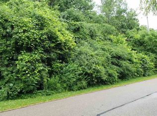 E Ripple Ave, Oshkosh, WI 54902