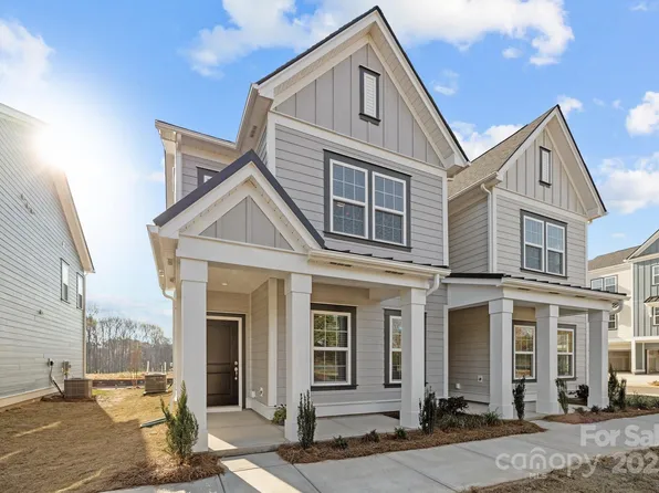 5005 Cherry Gum Ct, Matthews, NC 28105