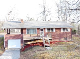 3909 N Fork Rd, Elliston, VA 24087