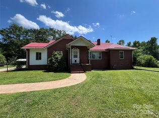 179 Sunnyside St, Forest City, NC 28043