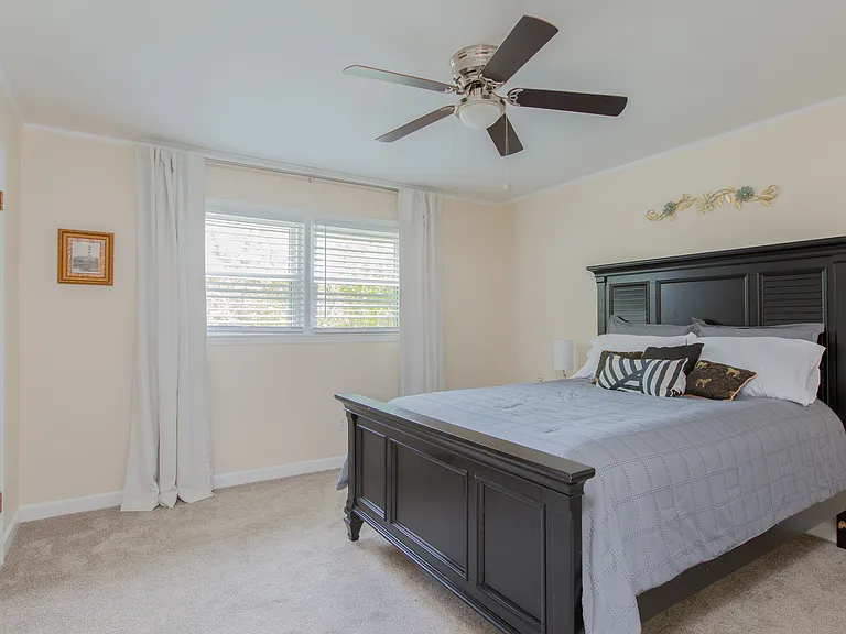Black out curtains and blinds, walk-in closet