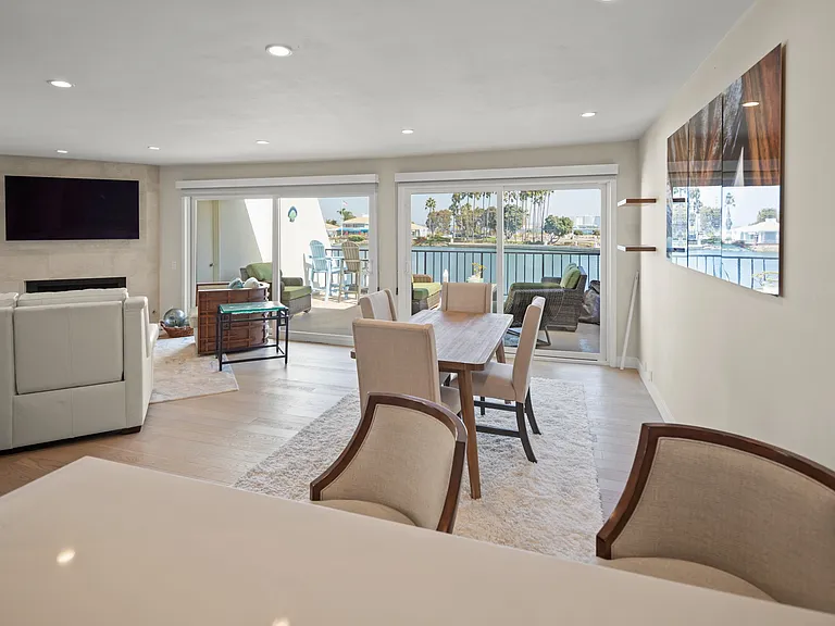 8 Antigua Ct — Photo 15