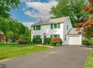 410 Briarwood Rd, Wallingford, PA 19086