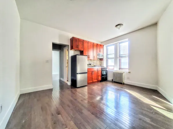 5 Westminster Road image 1 of 9