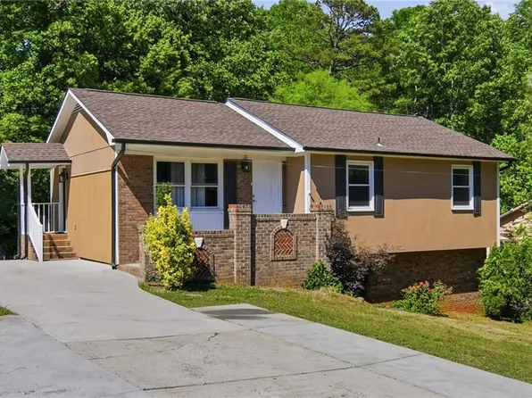 331 Retnuh Dr, Winston Salem, NC 27105