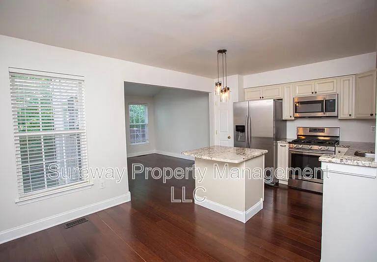 130 Mount Vernon Ct — Photo 5