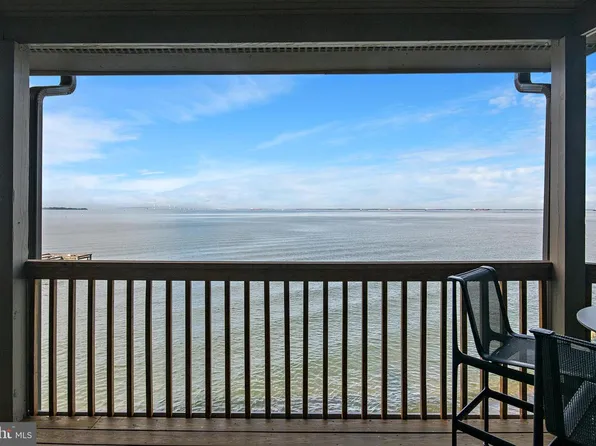 2127 Beach Village Ct APT 202, Annapolis, MD 21403