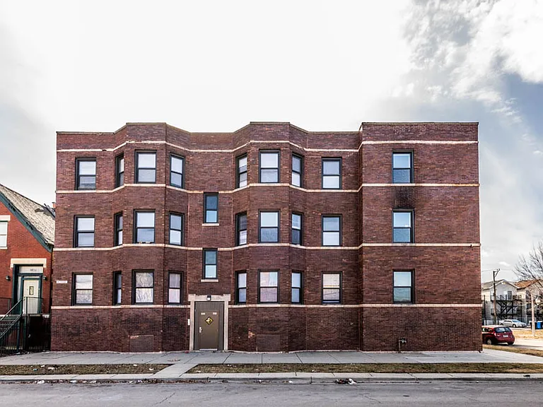 705 S Lawndale — Photo 7