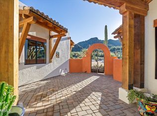 37203 N Never Mind Trl, Carefree, AZ 85377