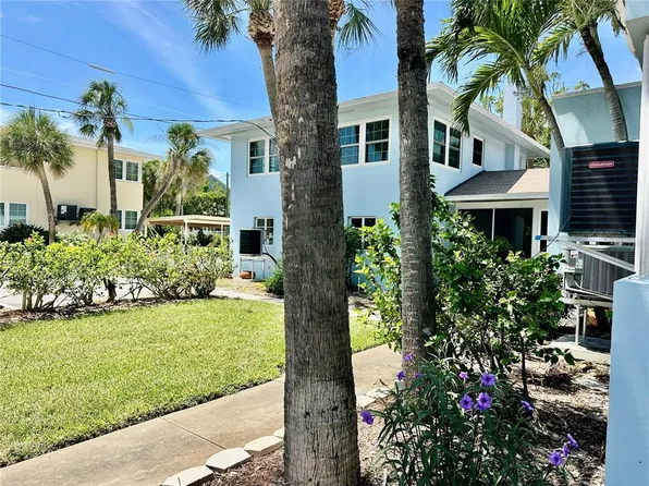 1800 Pass A Grille Way APT 5, Saint Pete Beach, FL 33706