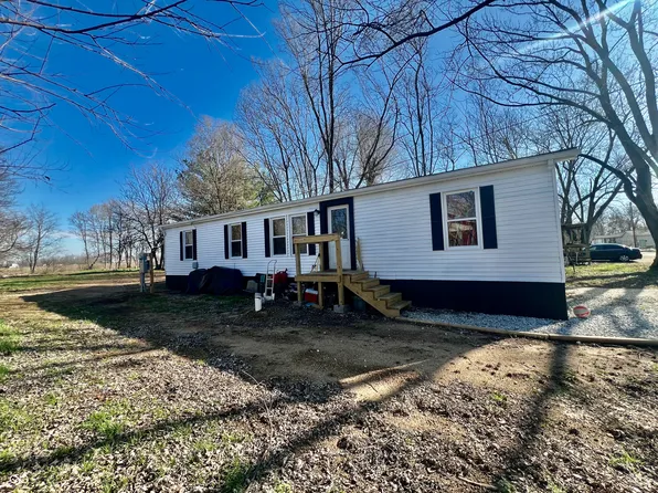 448 Dawson St, Columbus, IN 47201