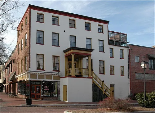 480 Middle St Photo 1