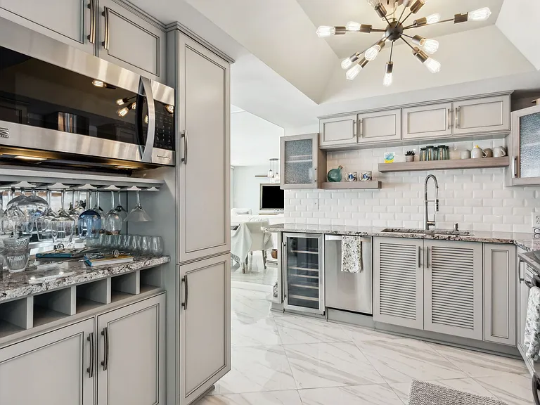 1601 Ocean Dr S #110 — Photo 19