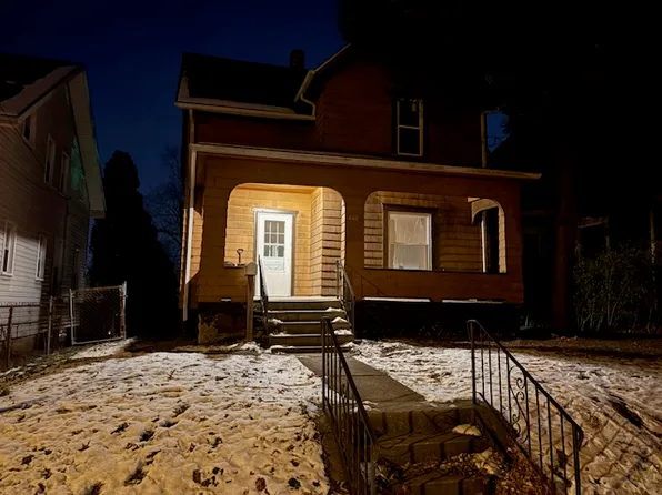 808 22nd St NW, Canton, OH 44709