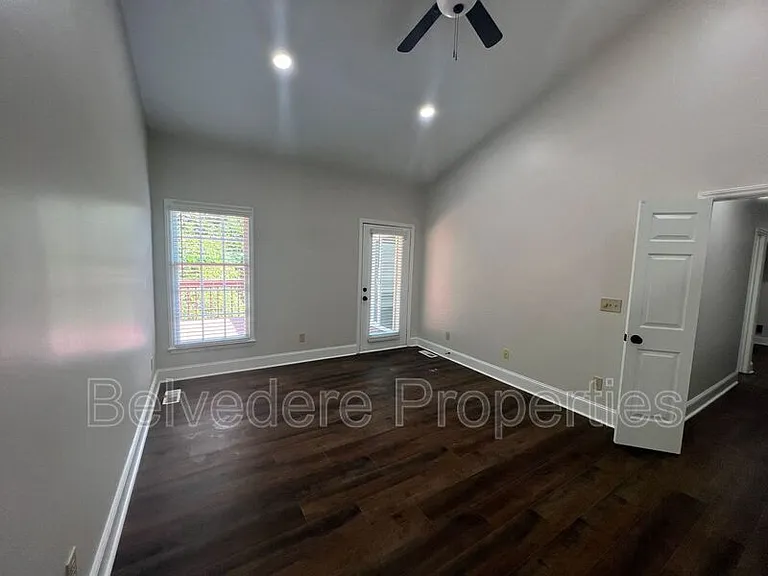 6409 Spyglass Dr — Photo 13