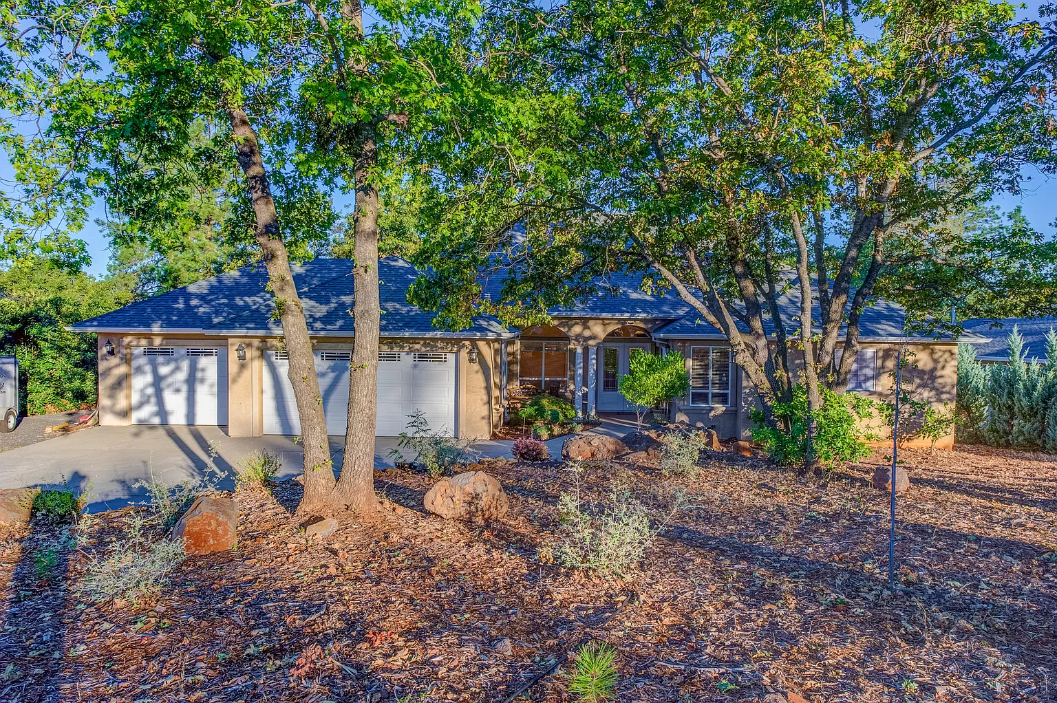 5810 Acorn Ridge Dr photo 1