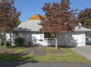 33721 SE Maple St, Scappoose, OR 97056