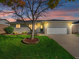 45178 Rudgate Rd, Canton, MI 48188