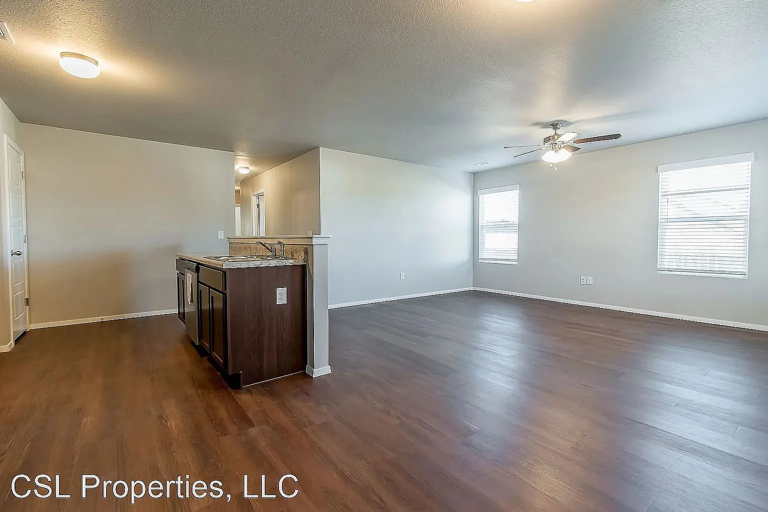 Lin Rental 211 — Photo 3