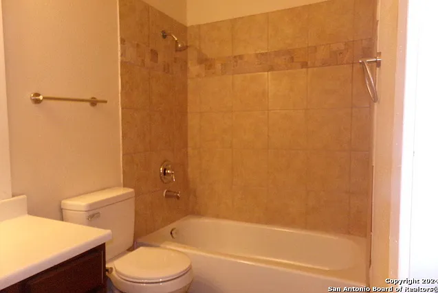10511 Cherry Laurel — Photo 9