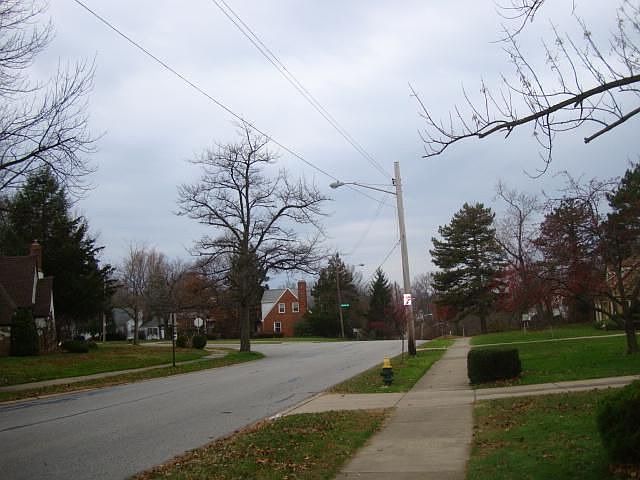 2nd image of 4429 Neville Rd