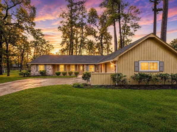 714 Golden Bear Ln, Humble, TX 77339