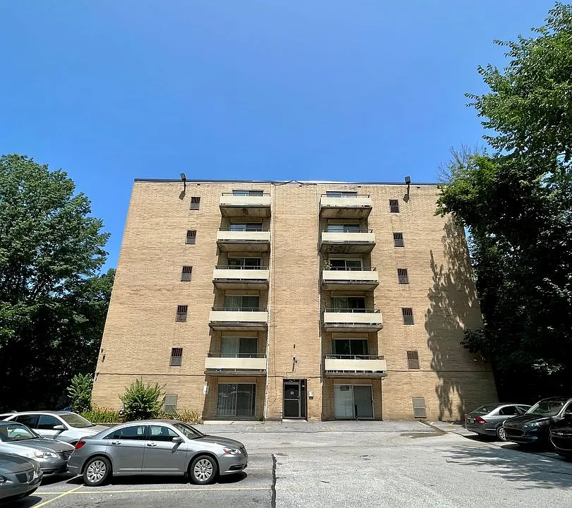 Building Photo 3