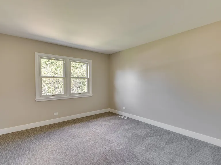 The Trevian Townhomes (Lake) — Photo 12