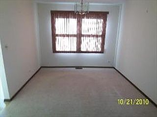 4th image of 1091 Colony Lake Dr
