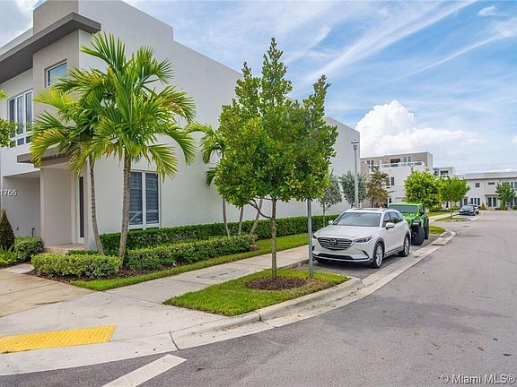3rd image of 10426 NW 64th Ter #10426