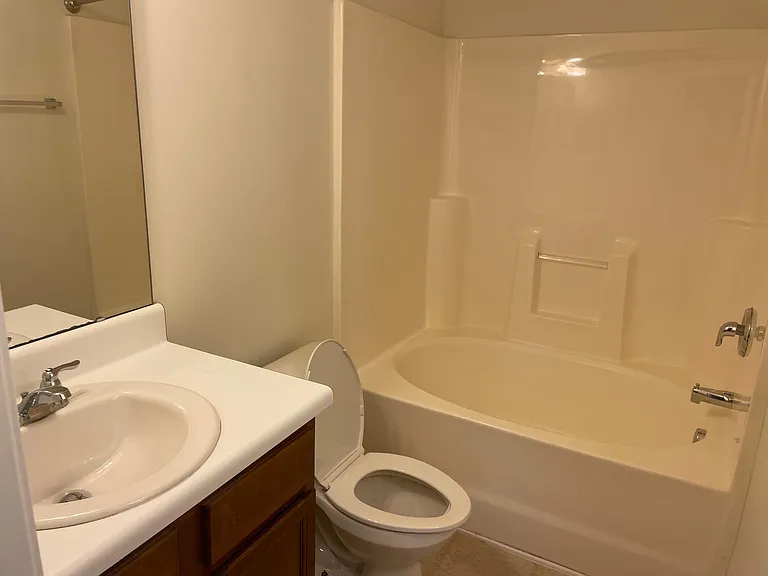 1668 Holly Grove Way — Photo 24