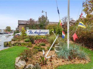 307 Mariners Way, Copiague, NY 11726
