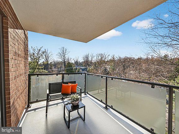 3rd image of 4201 Cathedral Ave NW APT 905W