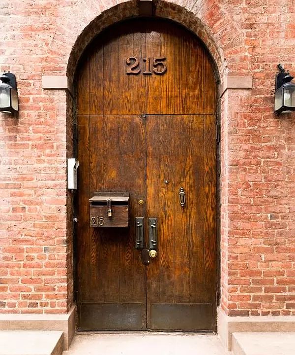 1st image of 215 W 11th St #1