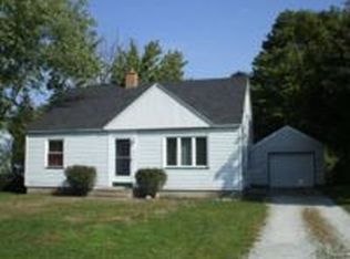 860 S Brookside Dr, Muskegon, MI 49441