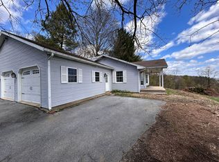 235 Reifsnyder Rd, Lititz, PA 17543