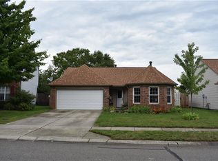 7429 Wood Ct, Fishers, IN 46038